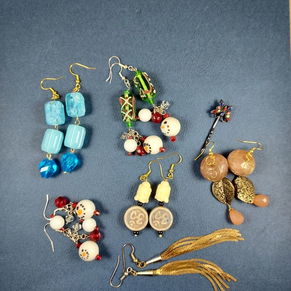 Assorted Jewelry Lot - Picture 7 of 16